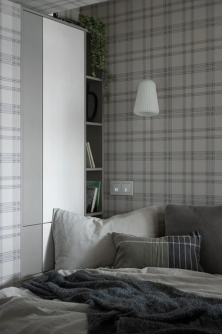 Żyrandol w stylu industrialnym, oświetlenie loftowe, modne trendy w 2026 roku.