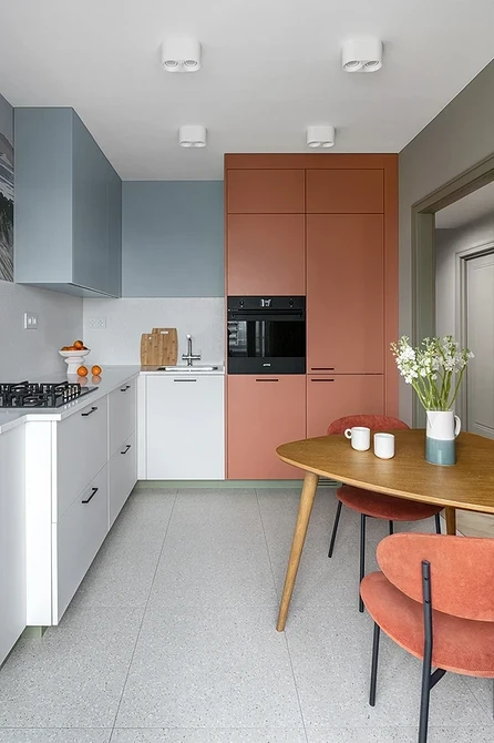 Żyrandol wielopoziomowy 2026: dynamiczne oświetlenie dla przestrzennego salonu.