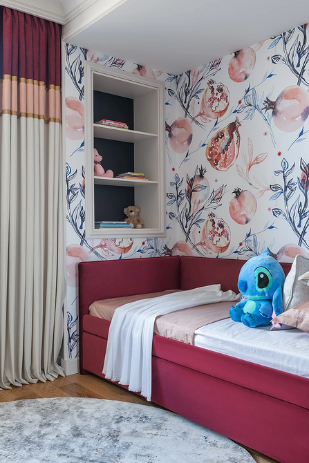 Tapeta w pastelowych kolorach w pokoju dziecka, trendy 2026