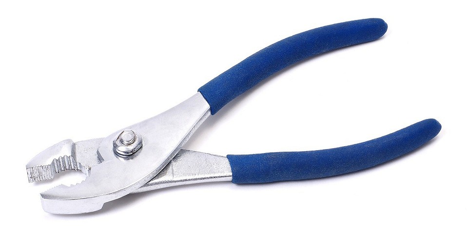 Uniwersalne pasatize: narzędzie do chwytania, cięcia i zginania drutu.