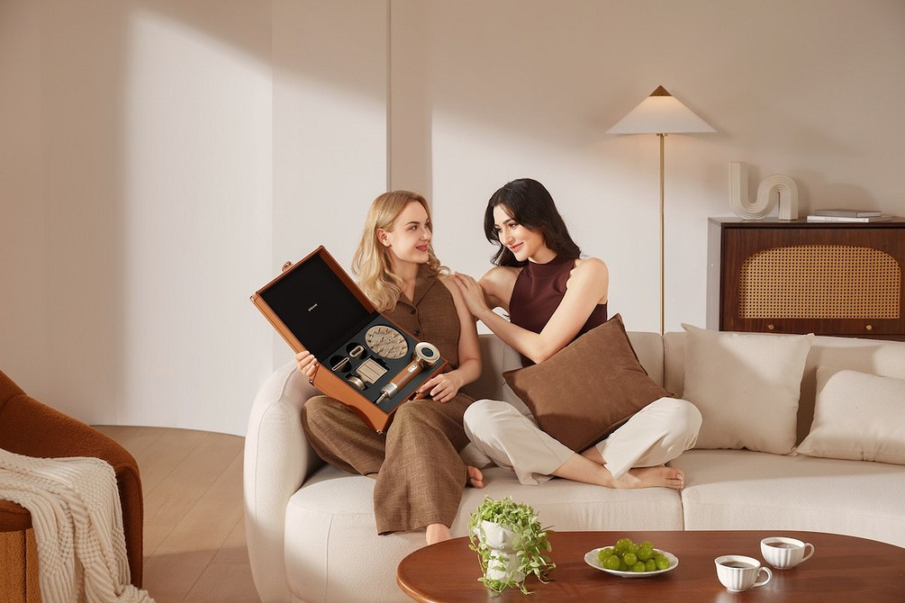 Prezent dla kobiety: Urządzenia AGD, które wspierają inteligentne sprzątanie domu.