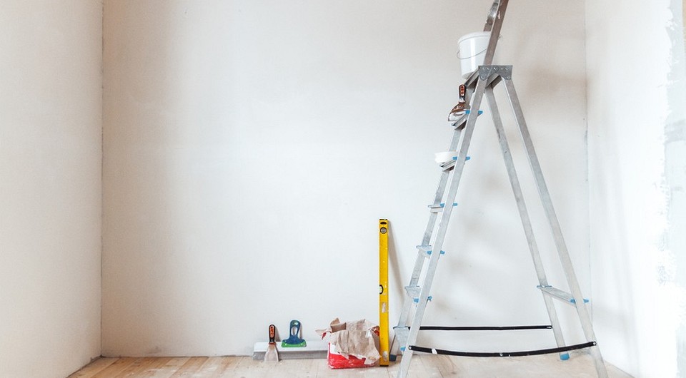 Remont bez stresu: Kolejność prac, która ochroni Twój budżet. — kolejność remontu sufitu i ścian